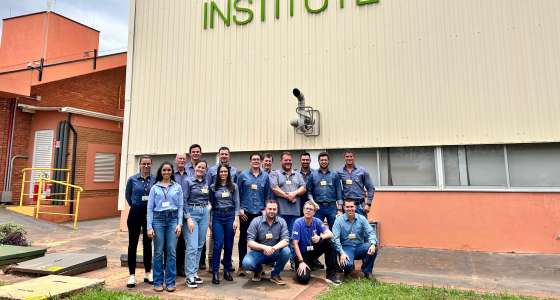 Van Ass Sementes visita Seedcare Institute